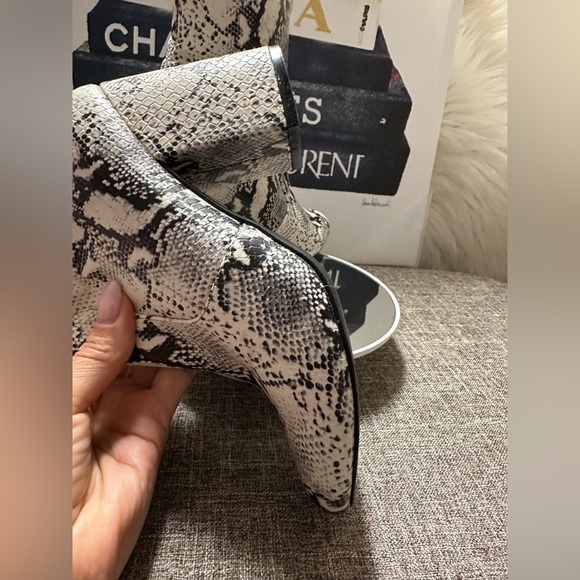 Madden Girl Sock Boots size 6 - Picture 7 of 10